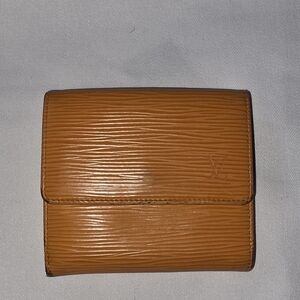 Authentic Louis Vuitton Tan Leather Epi Wallet